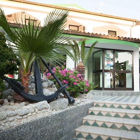 Hotel Marinella Capo Vaticano Exterior photo